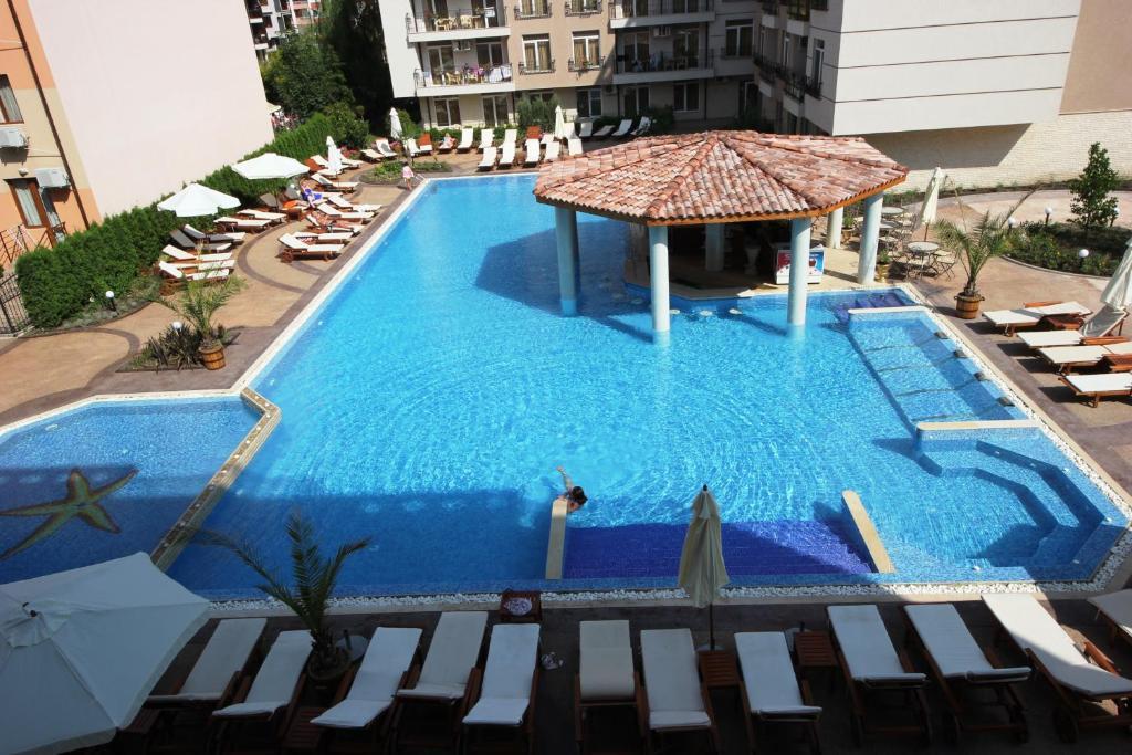 Menada Dawn Park Apartment 阳光海滩 外观 照片